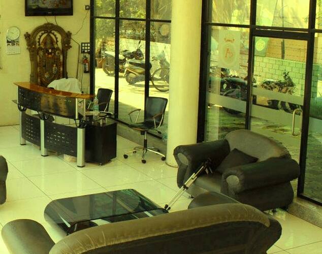 Hotel The Ambassador, Satara 5